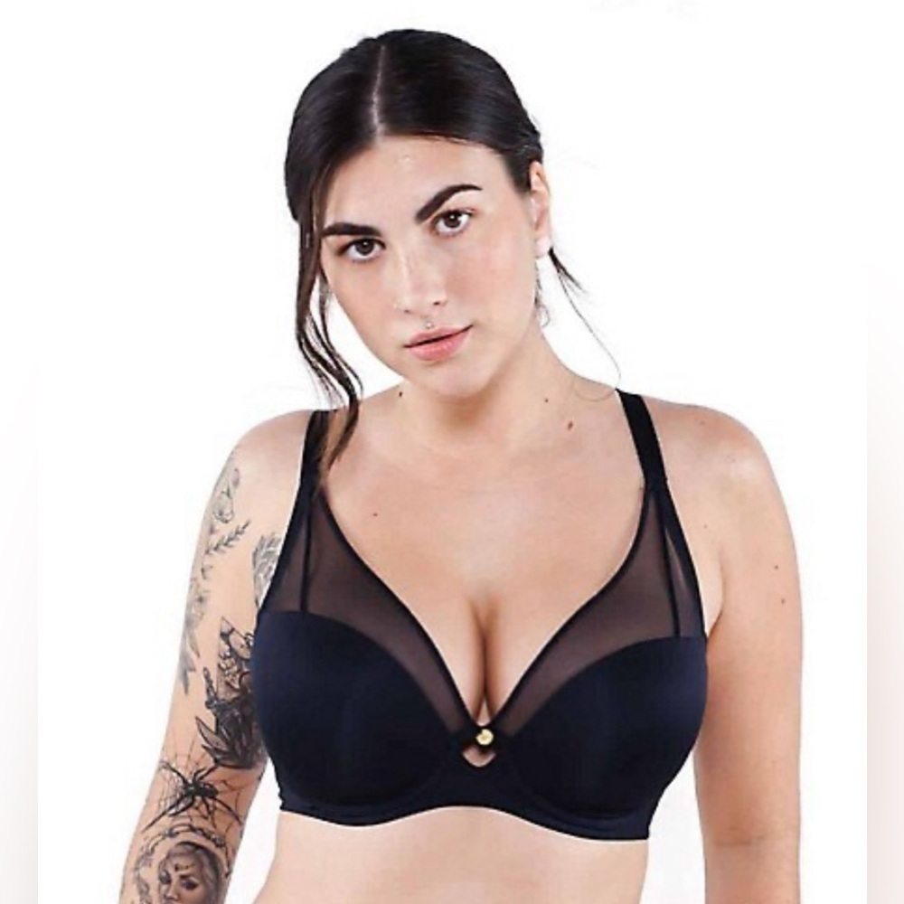 UNDERSTANCE Sz 40D Molded Cup Underwire Padded and Sheer Cup Bra NEW WITH TAG